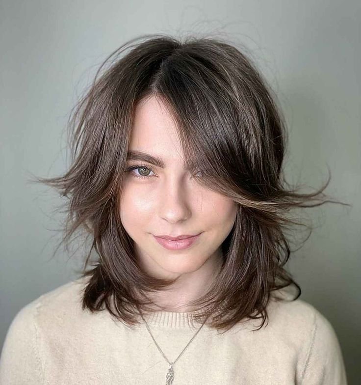 https://voguehairstyle.com/12-side-part-hair-cut/