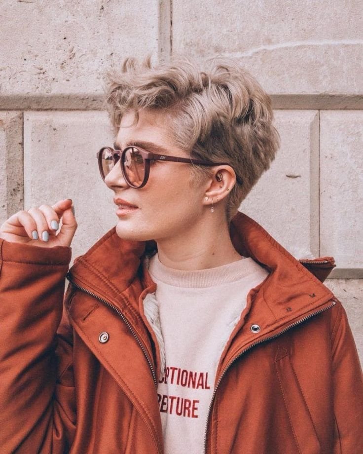 https://voguehairstyle.com/these-shaggy-pixie-cuts-are/