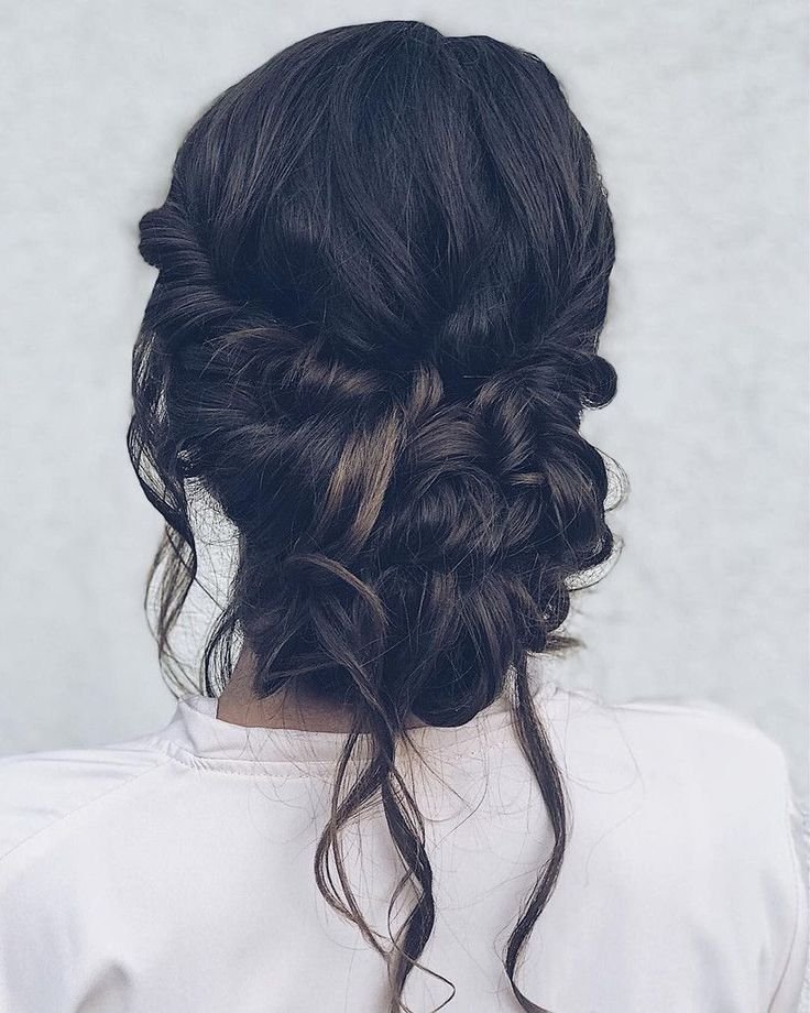 https://voguehairstyle.com/prom-hairstyles/