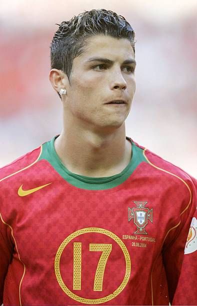 https://voguehairstyle.com/cristiano-ronaldo-hairstyle/